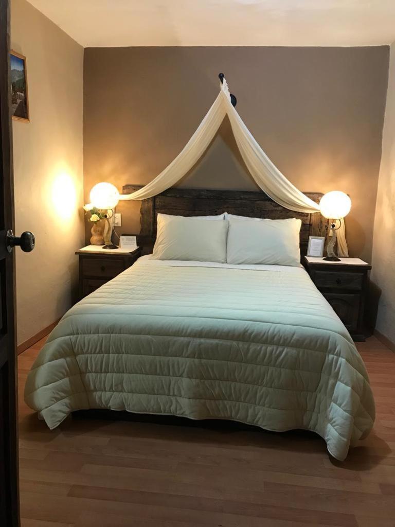 Casa De Las Escaleras Pátzcuaro 外观 照片