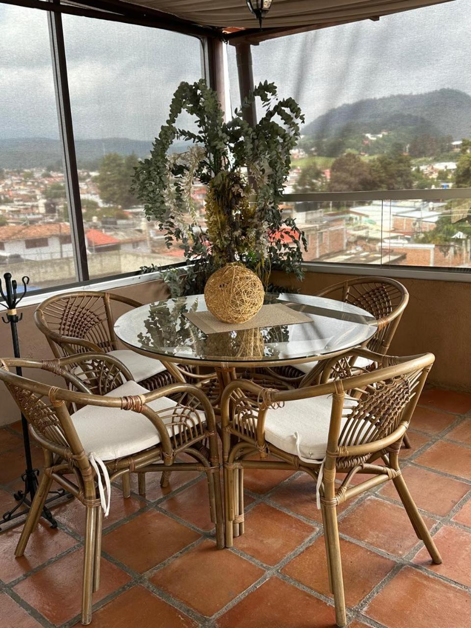 Casa De Las Escaleras Pátzcuaro 外观 照片